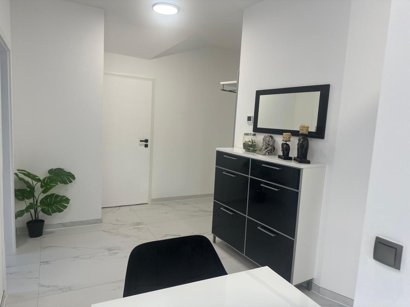 Flexible, Schoene Und Gut Aussehende Feriensuite Reutlingen Exterior photo