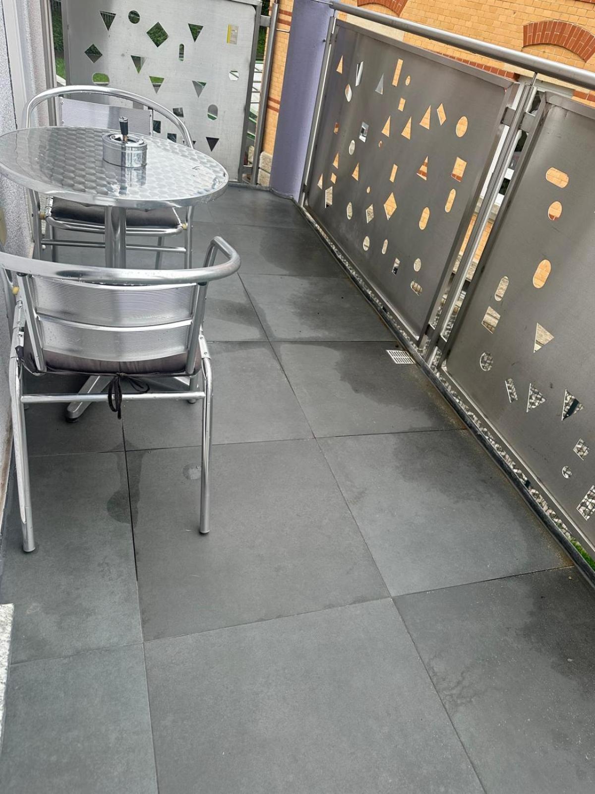 Flexible, Schoene Und Gut Aussehende Feriensuite Reutlingen Exterior photo